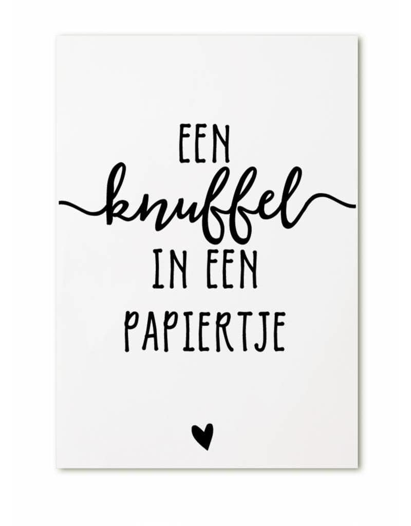 Woning Omhoog gaan Zakenman Zoedt cadeaukaartje- Een knuffel in een papiertje - Lovely Label