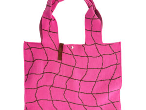 Feline pink bruin
