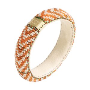Armband smal oranje met witte pijlen met glazen kralen